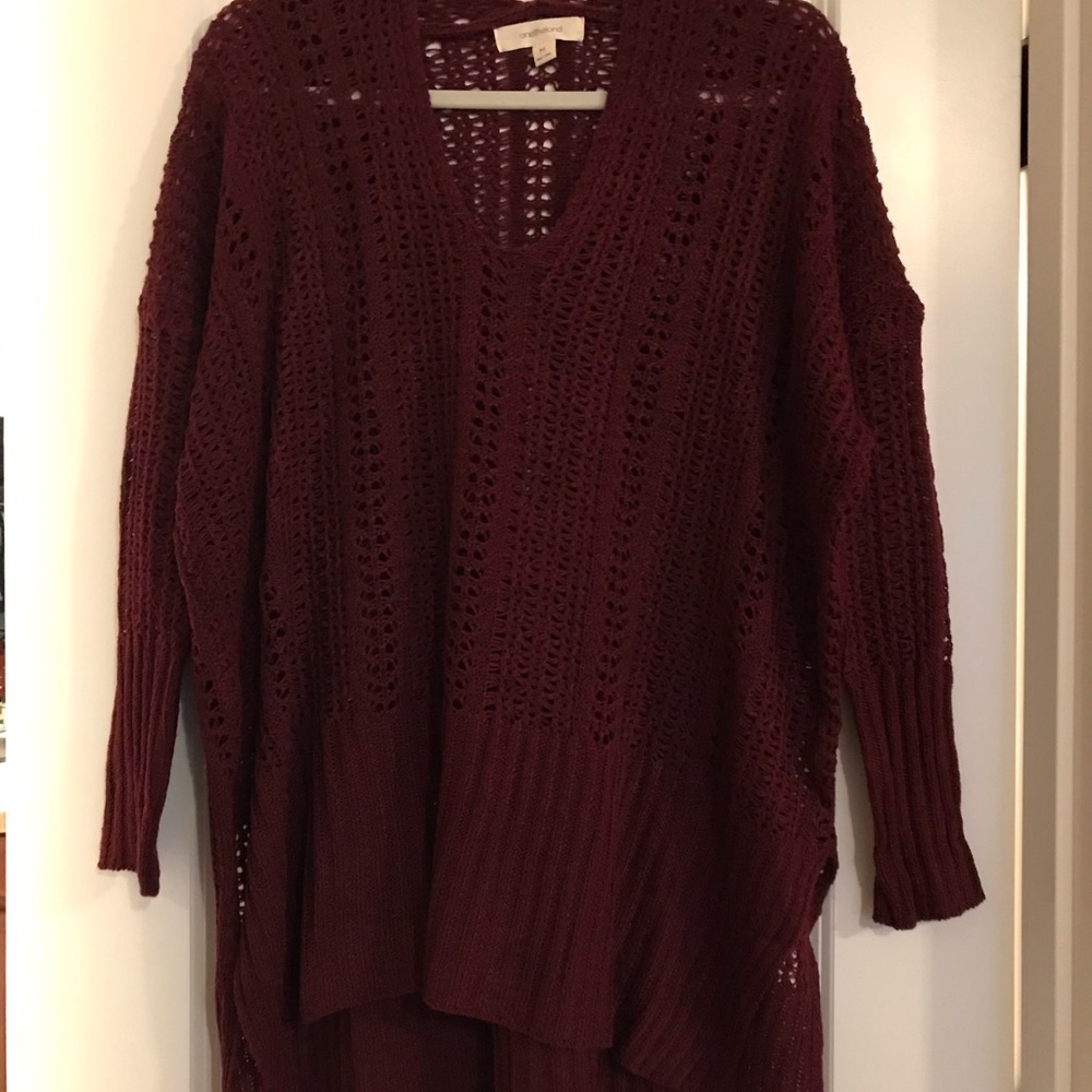 DYT Store T3, High low open knit sweater.
